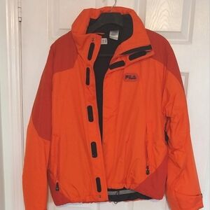 Fila Vintage winter  jacket with zipper and velcro at the front closure.